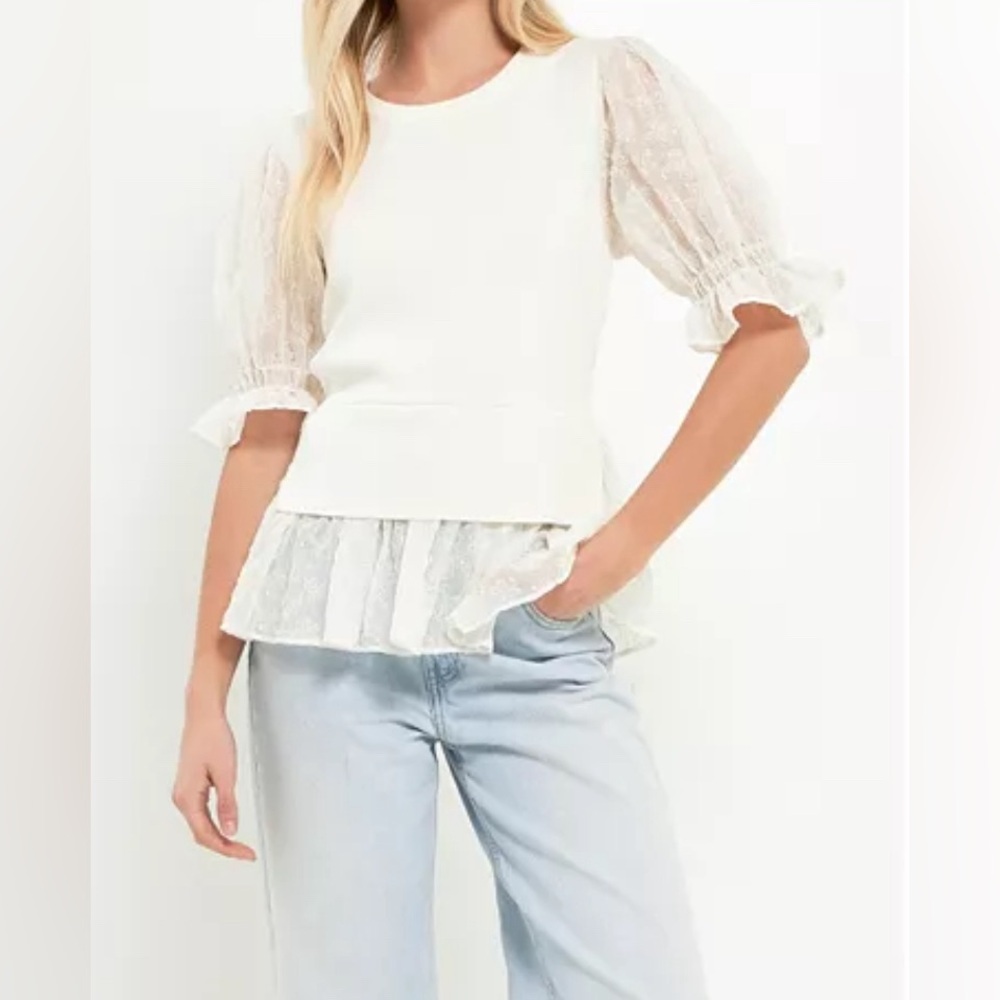 ENGLISH FACTORY
New - Women's Textured Mixed Media Top